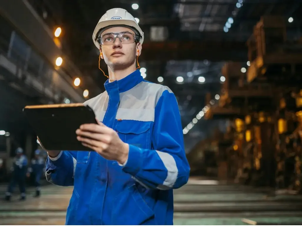 Schema tecnico di integrazione tra CRM ed ERP tramite Automazioni per Aziende in Italia.